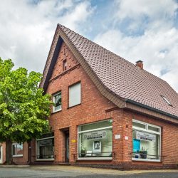 Beerdigungsinstitut Gommer Hauptsitz Veldhausen GN-Trauer Partner vor Ort Traueranzeigen